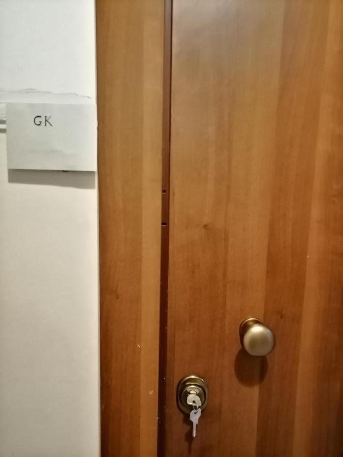 Filopappou Decent Apartment Athena Bagian luar foto
