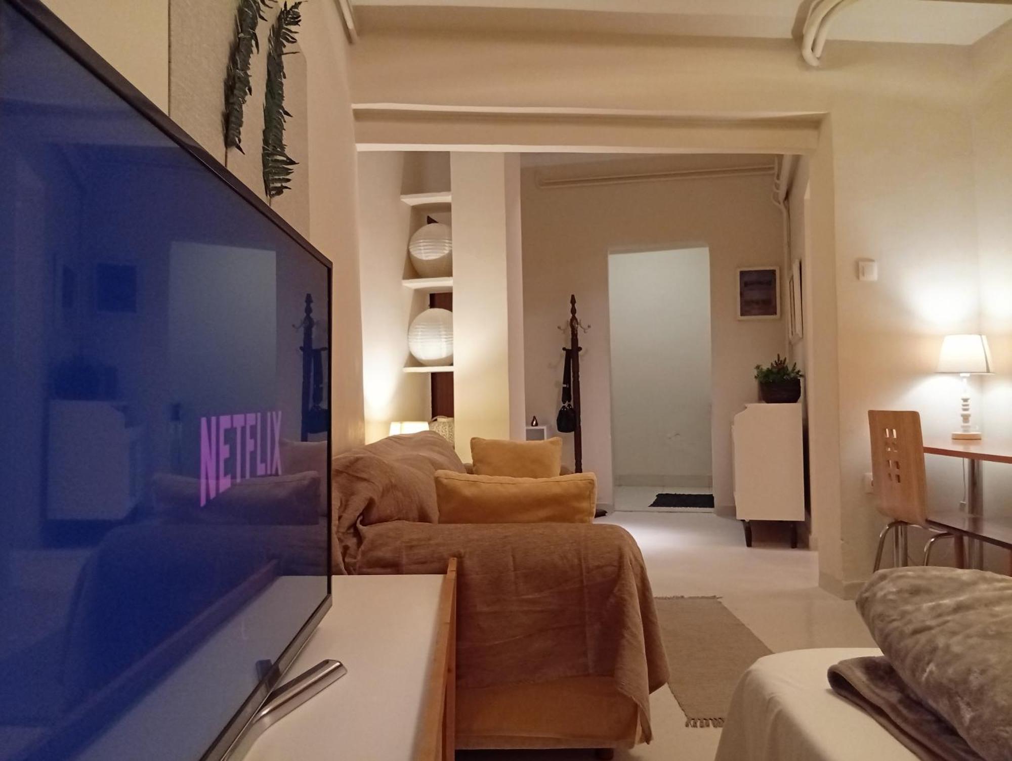 Filopappou Decent Apartment Athena Bagian luar foto